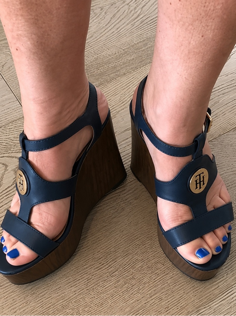 Tommy Hilfiger Navy Blue Platform Wedge Sandals Womens 7 Ankle Strap Preppy